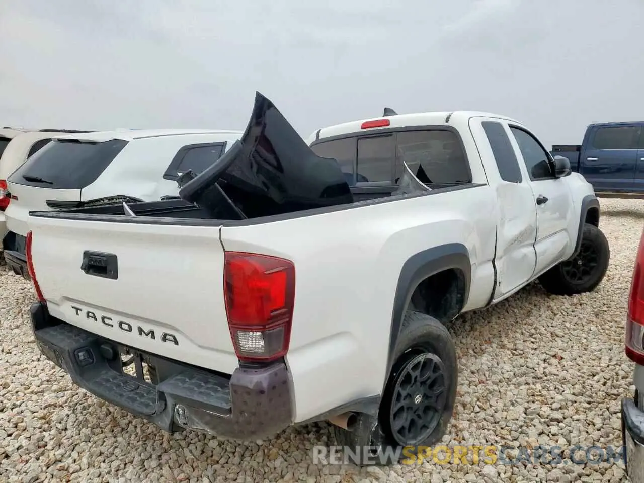 3 Photograph of a damaged car 3TYRX5GN4MT007896 TOYOTA TACOMA 2021