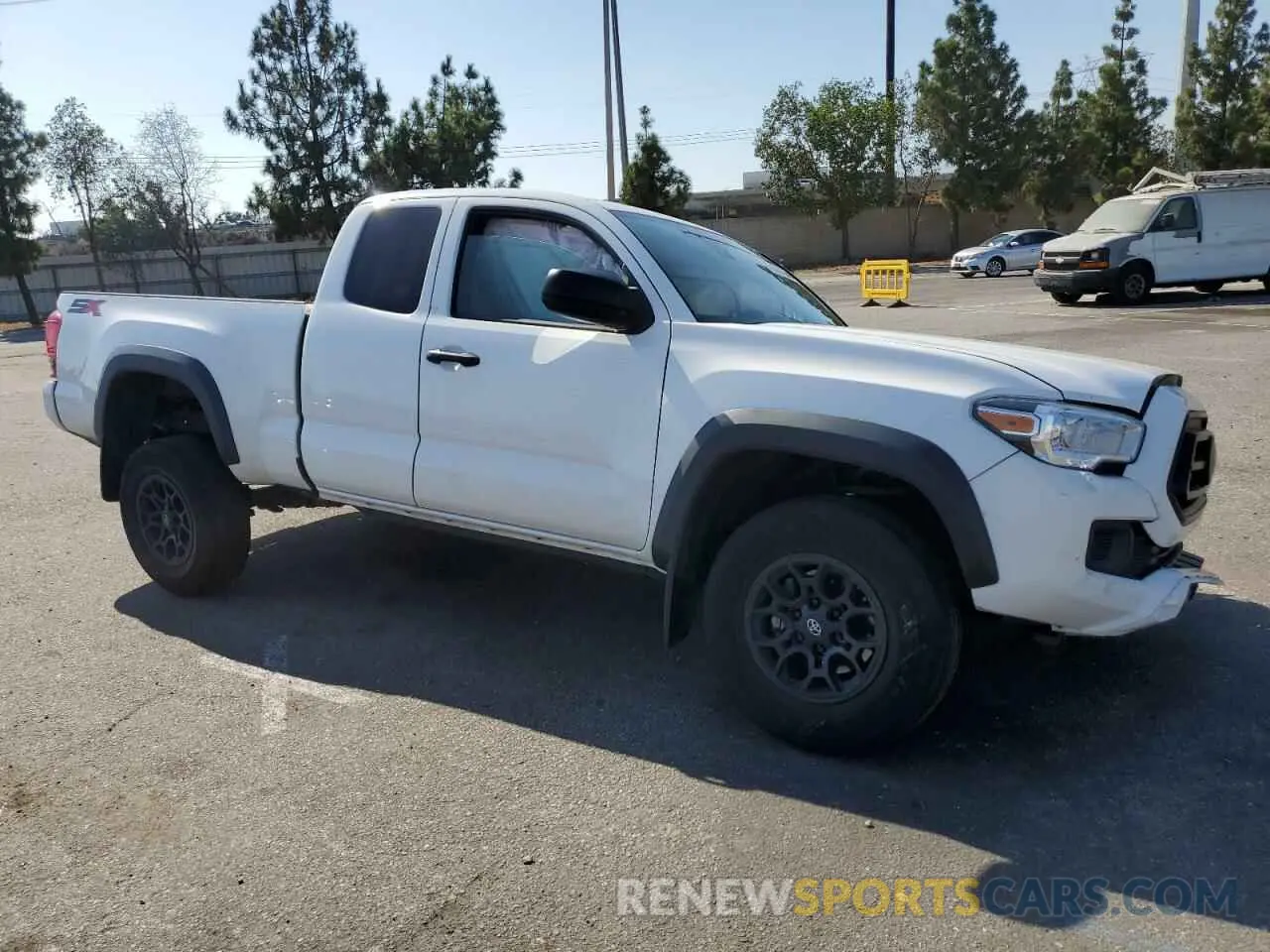 4 Photograph of a damaged car 3TYRX5GN7MT009772 TOYOTA TACOMA 2021