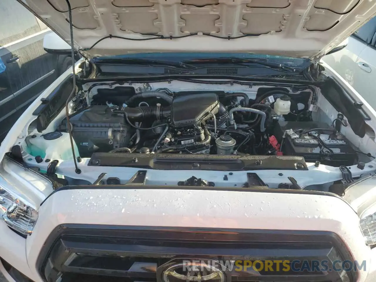 11 Photograph of a damaged car 3TYRX5GN7MT032369 TOYOTA TACOMA 2021