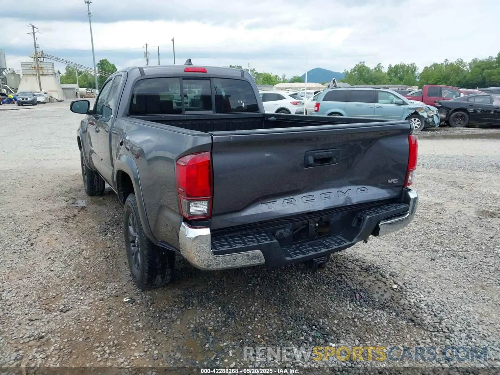 3 Photograph of a damaged car 3TYRZ5CN5MT011178 TOYOTA TACOMA 2021