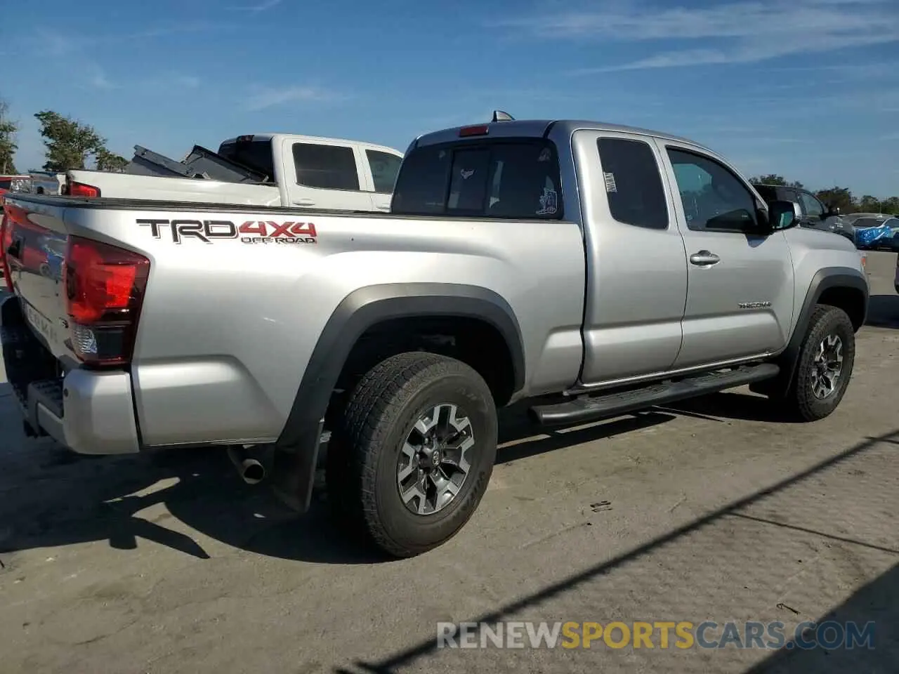 3 Photograph of a damaged car 3TYSZ5AN4MT017798 TOYOTA TACOMA 2021