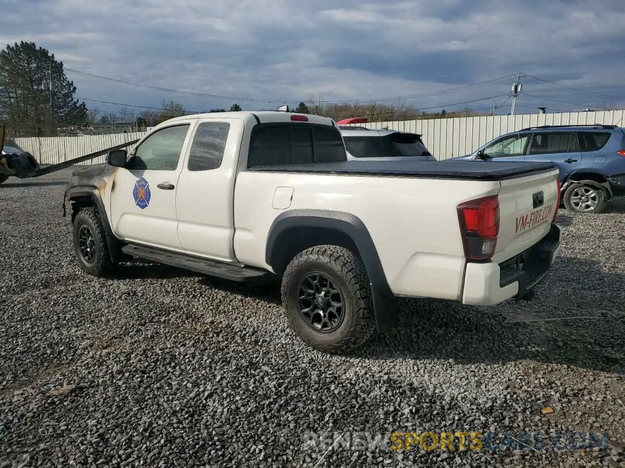 2 Photograph of a damaged car 3TYSZ5AN7MT046504 TOYOTA TACOMA 2021