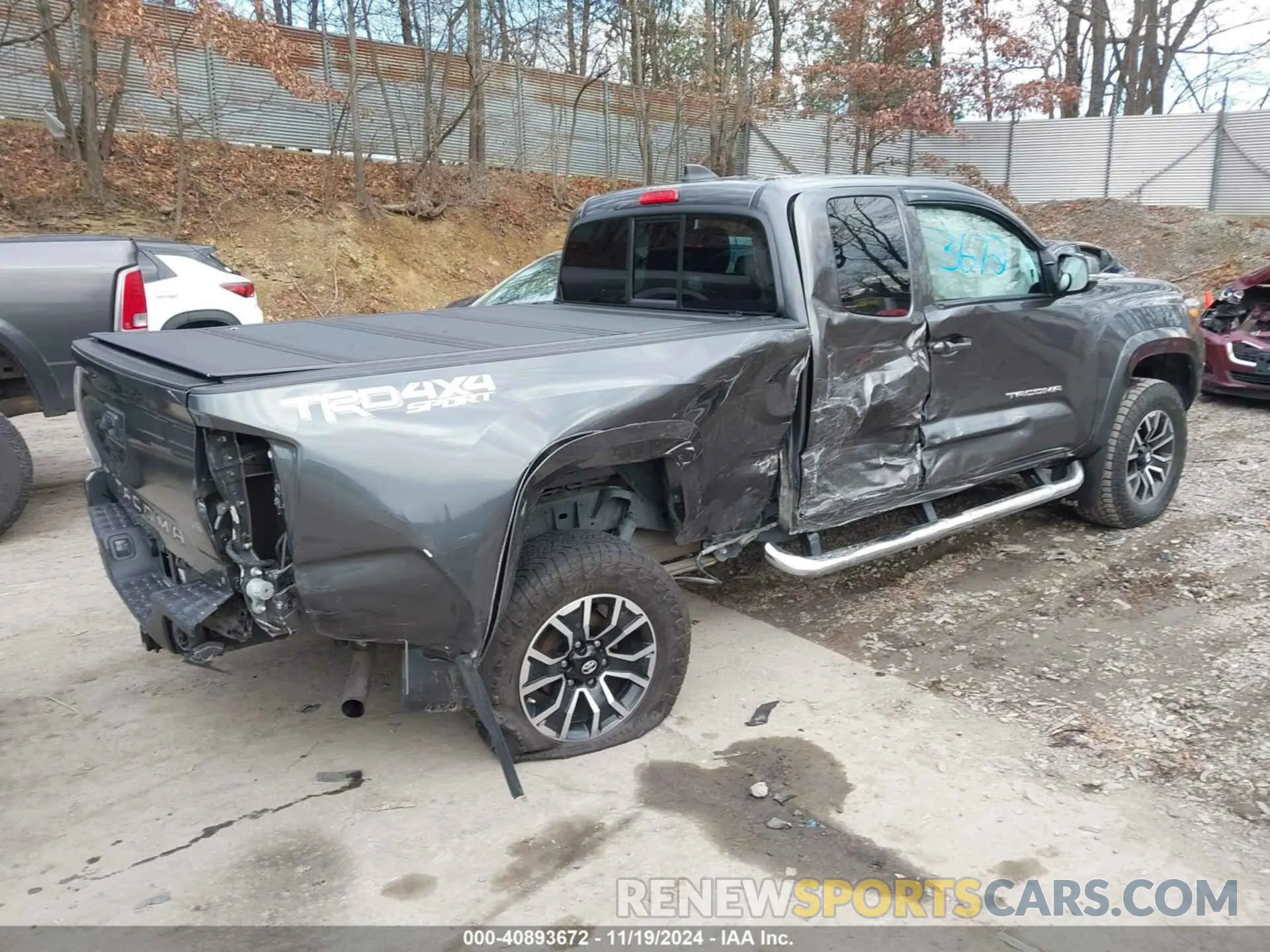 4 Photograph of a damaged car 3TYSZ5ANXMT014307 TOYOTA TACOMA 2021