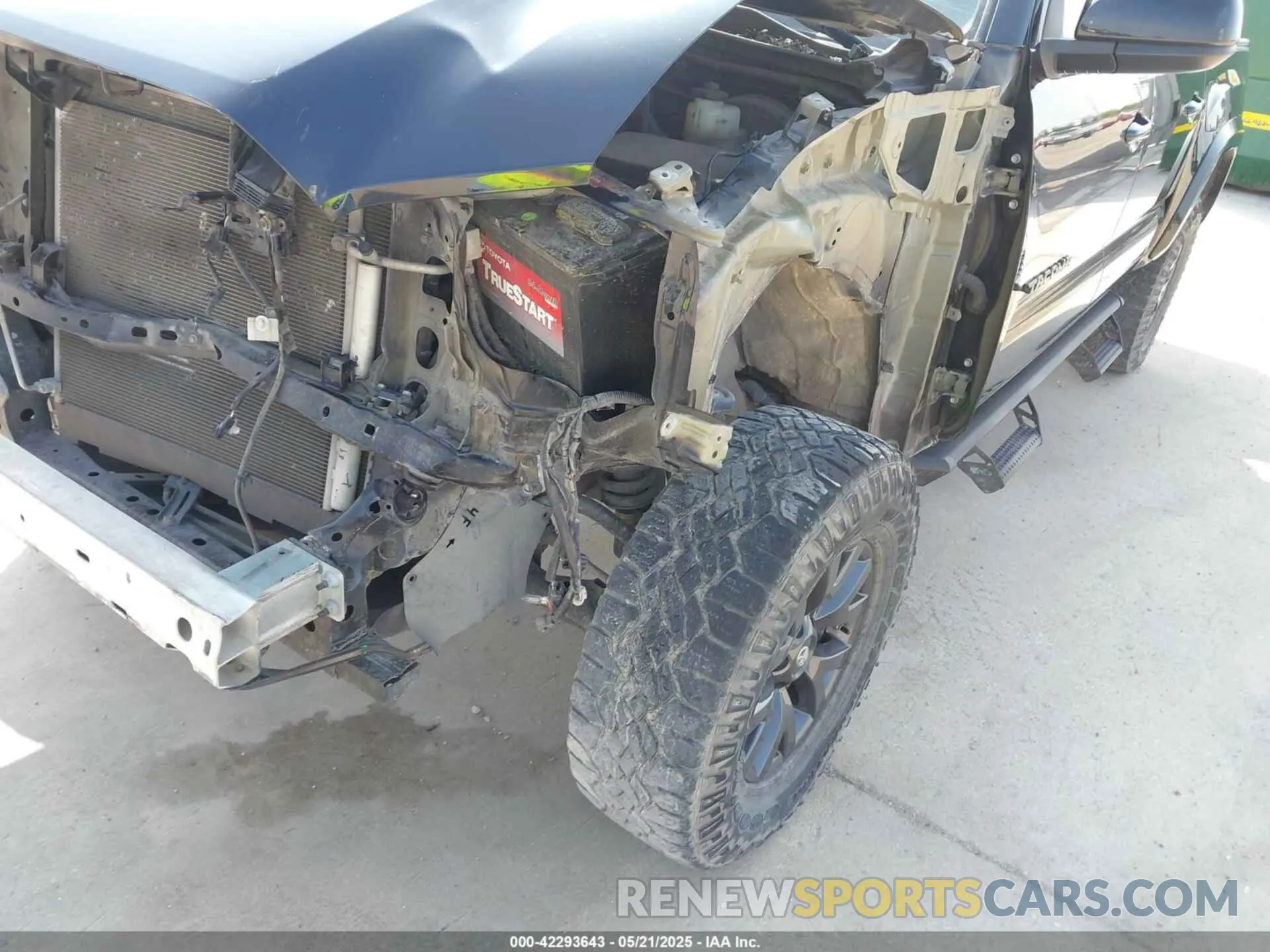 18 Фотография поврежденного автомобиля 5TFAX5GN4MX189814 TOYOTA TACOMA 2021