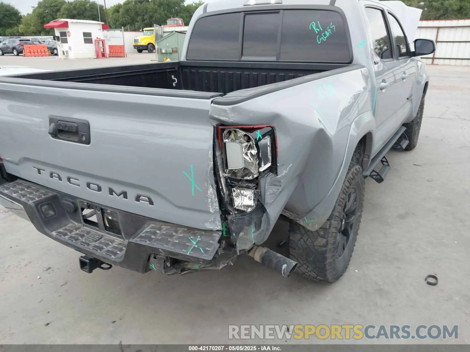 6 Фотография поврежденного автомобиля 5TFAX5GNXMX191938 TOYOTA TACOMA 2021