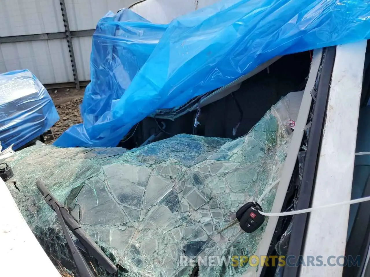 5 Фотография поврежденного автомобиля 5TFAZ5CN0MX099253 TOYOTA TACOMA 2021