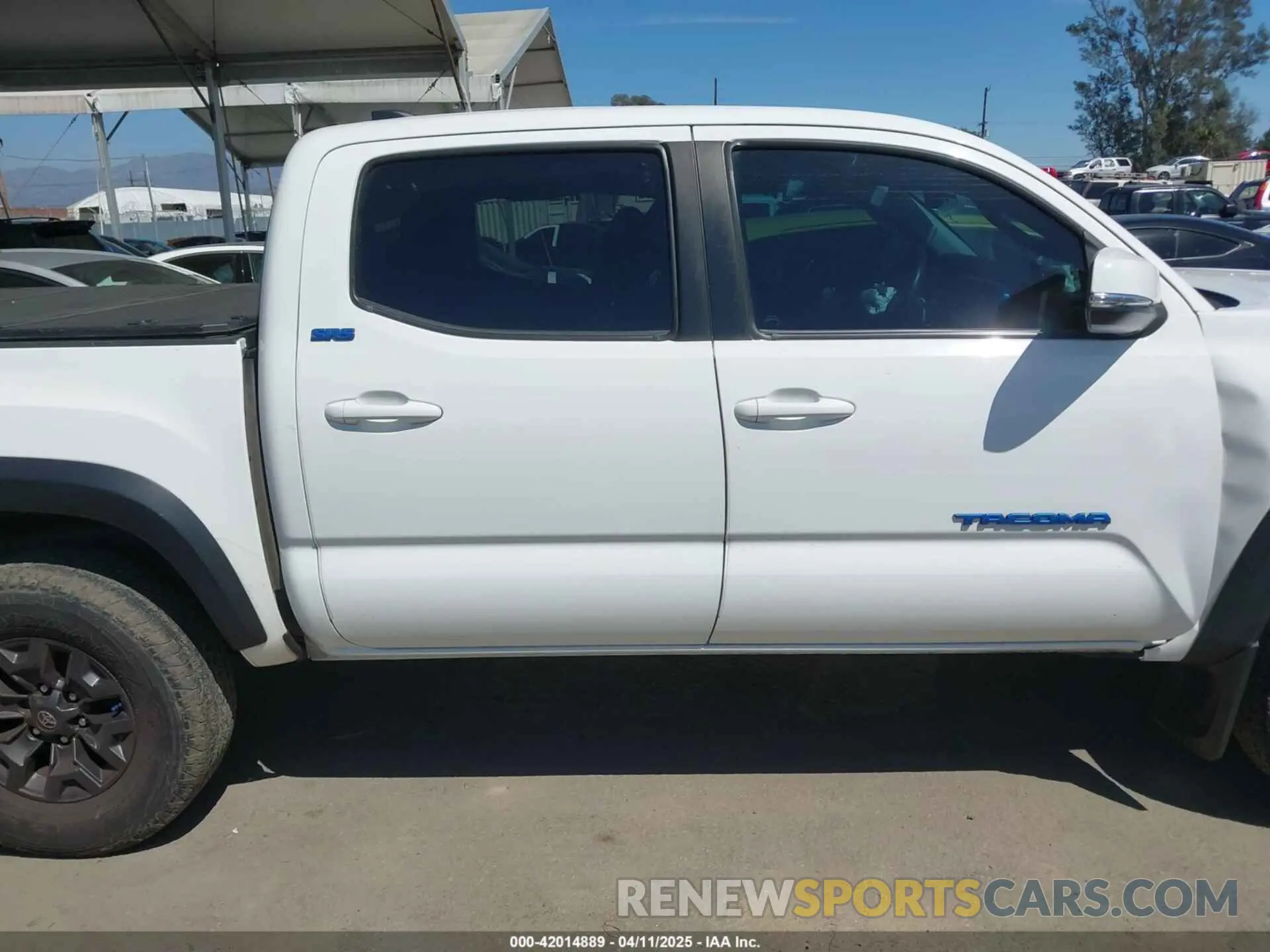 13 Photograph of a damaged car 5TFAZ5CN0MX112308 TOYOTA TACOMA 2021