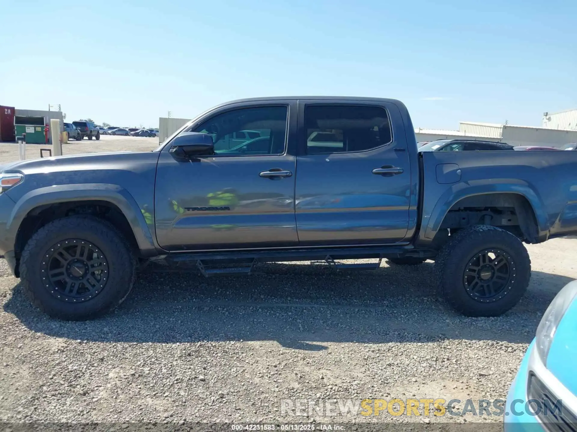 14 Photograph of a damaged car 5TFAZ5CN1MX106081 TOYOTA TACOMA 2021