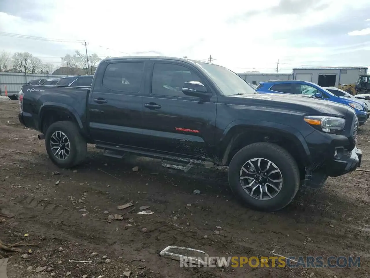 4 Photograph of a damaged car 5TFAZ5CN1MX108610 TOYOTA TACOMA 2021