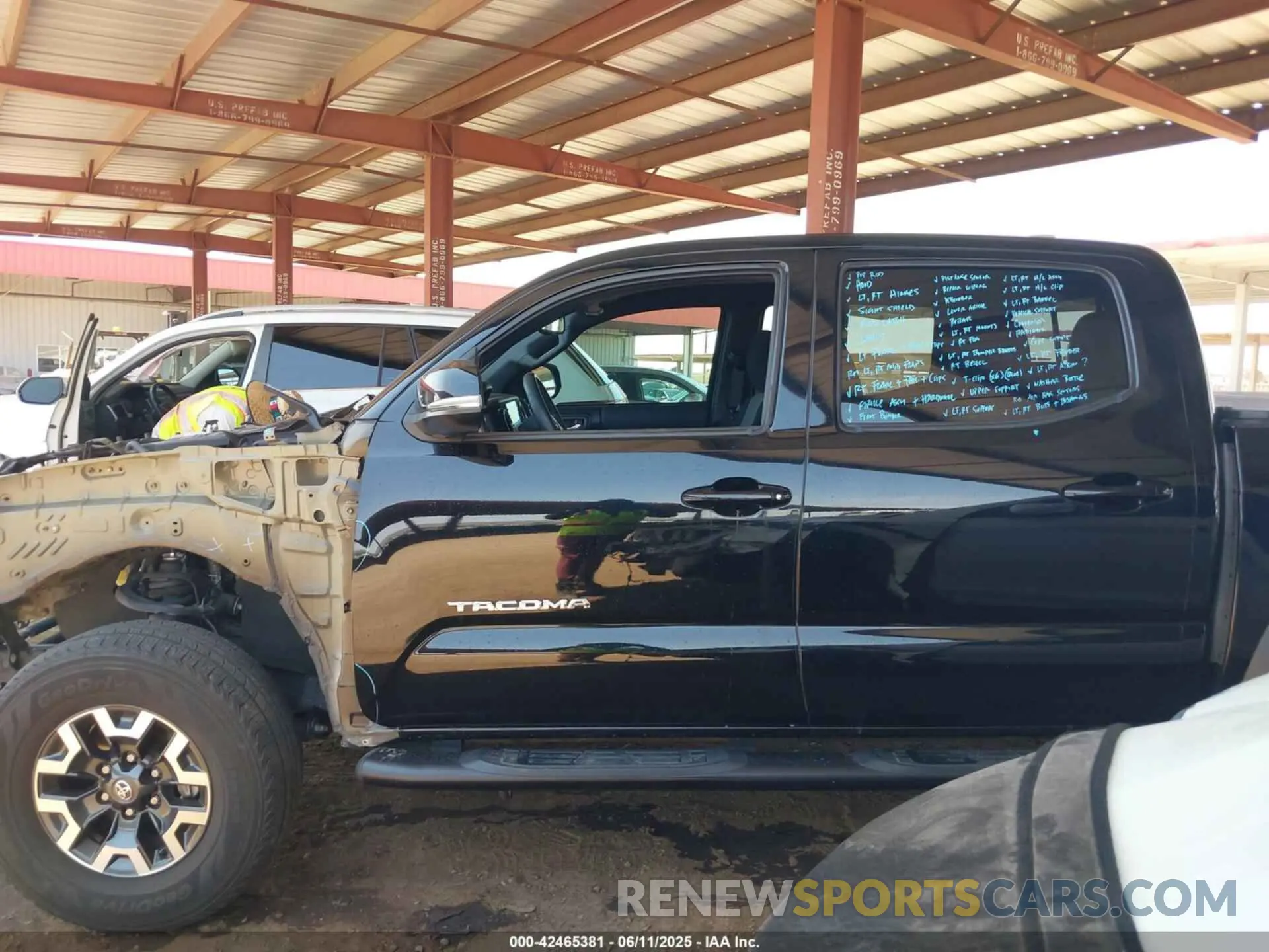 15 Photograph of a damaged car 5TFAZ5CN1MX111605 TOYOTA TACOMA 2021
