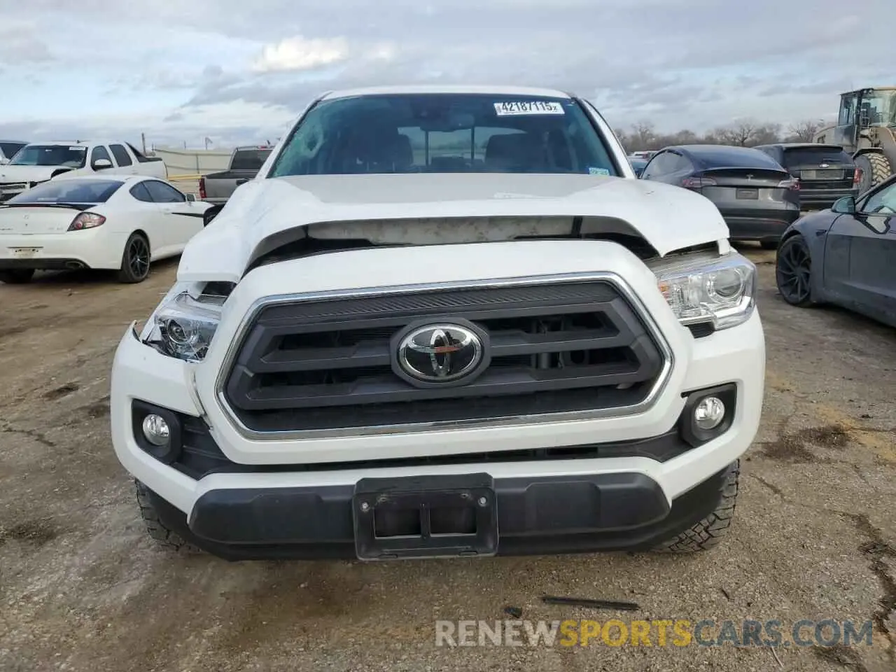 5 Фотография поврежденного автомобиля 5TFAZ5CN2MX118787 TOYOTA TACOMA 2021