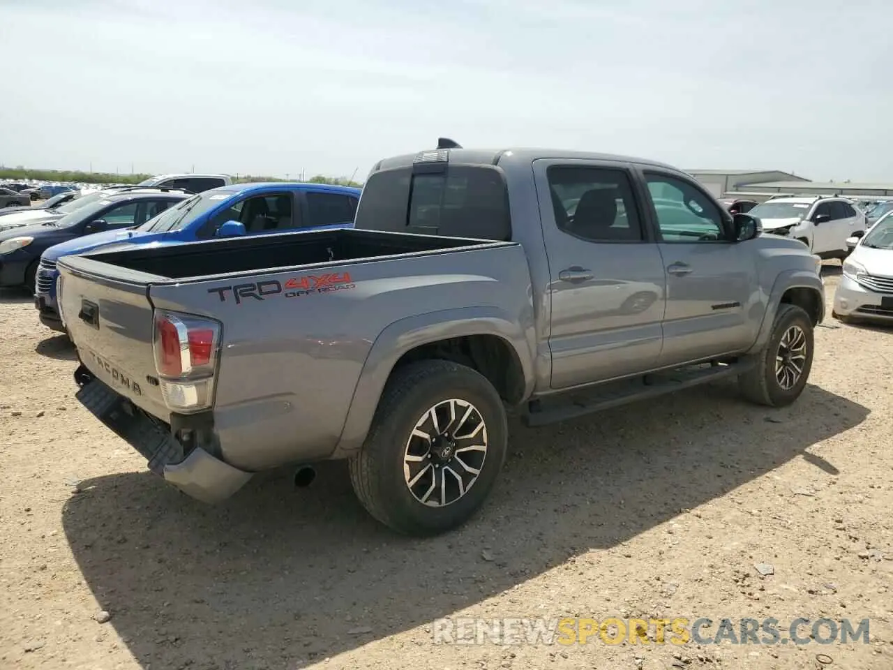 3 Photograph of a damaged car 5TFAZ5CN3MX096461 TOYOTA TACOMA 2021