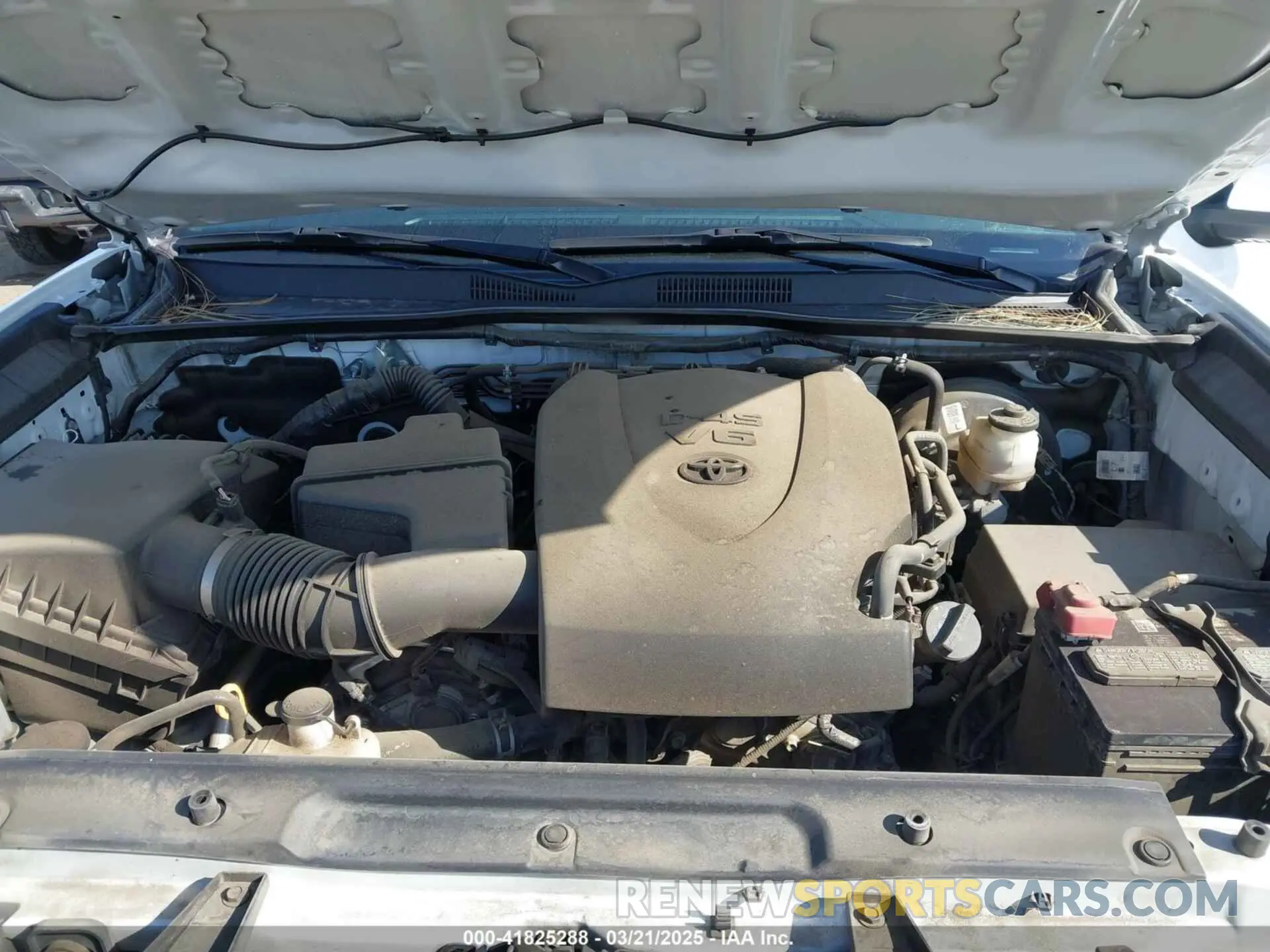 10 Фотография поврежденного автомобиля 5TFAZ5CN3MX111802 TOYOTA TACOMA 2021