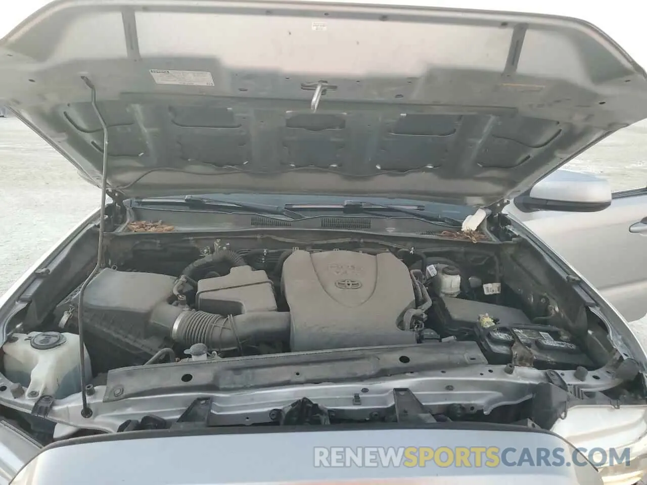 11 Photograph of a damaged car 5TFAZ5CN3MX116532 TOYOTA TACOMA 2021