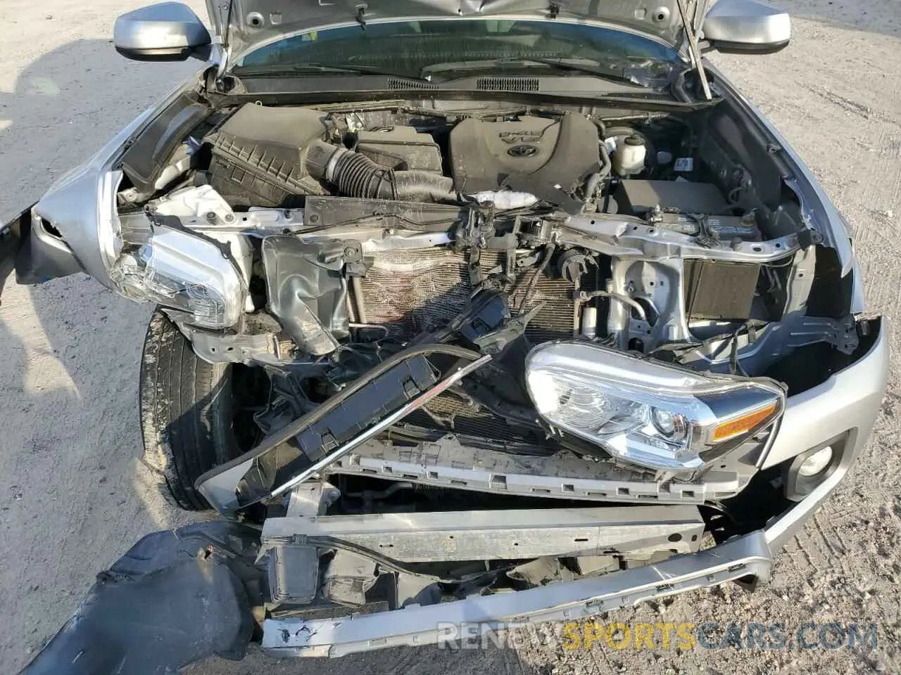11 Photograph of a damaged car 5TFAZ5CN4MX114627 TOYOTA TACOMA 2021