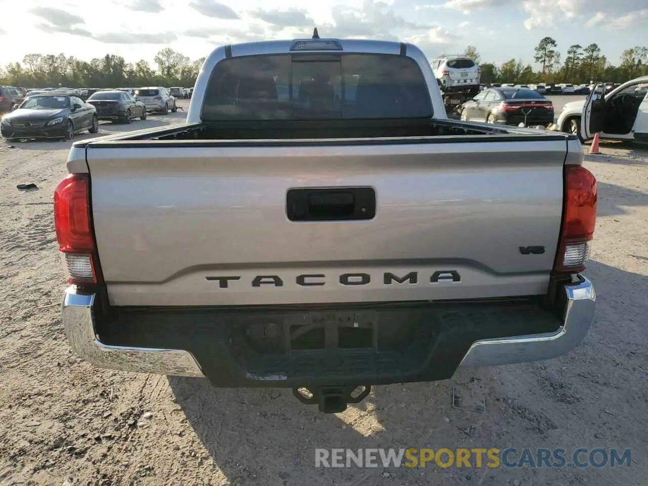 6 Photograph of a damaged car 5TFAZ5CN4MX114627 TOYOTA TACOMA 2021