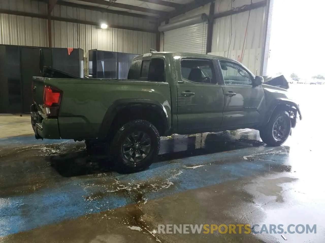 3 Photograph of a damaged car 5TFAZ5CN5MX096302 TOYOTA TACOMA 2021
