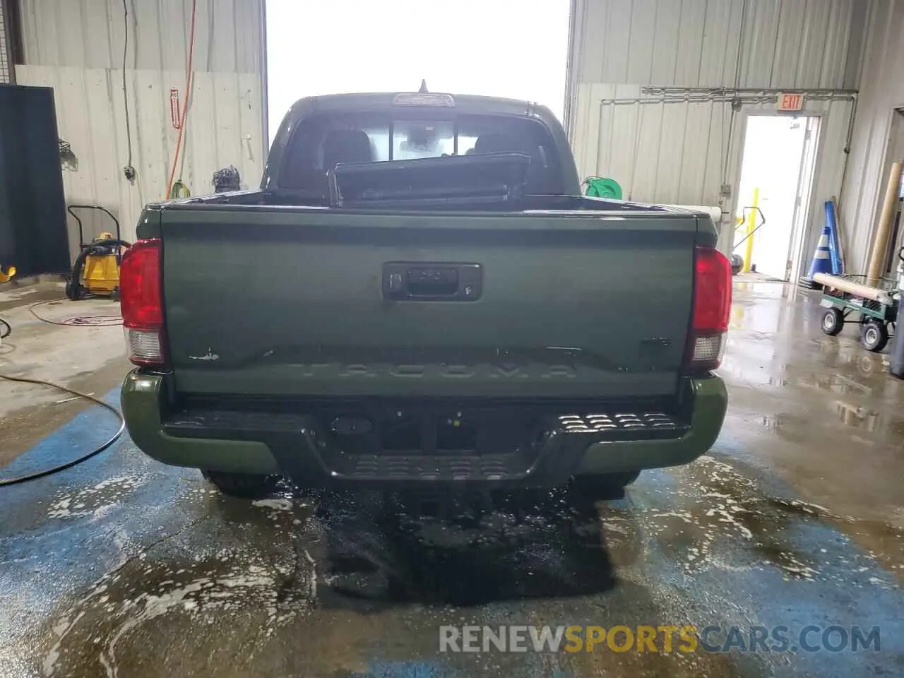 6 Photograph of a damaged car 5TFAZ5CN5MX096302 TOYOTA TACOMA 2021