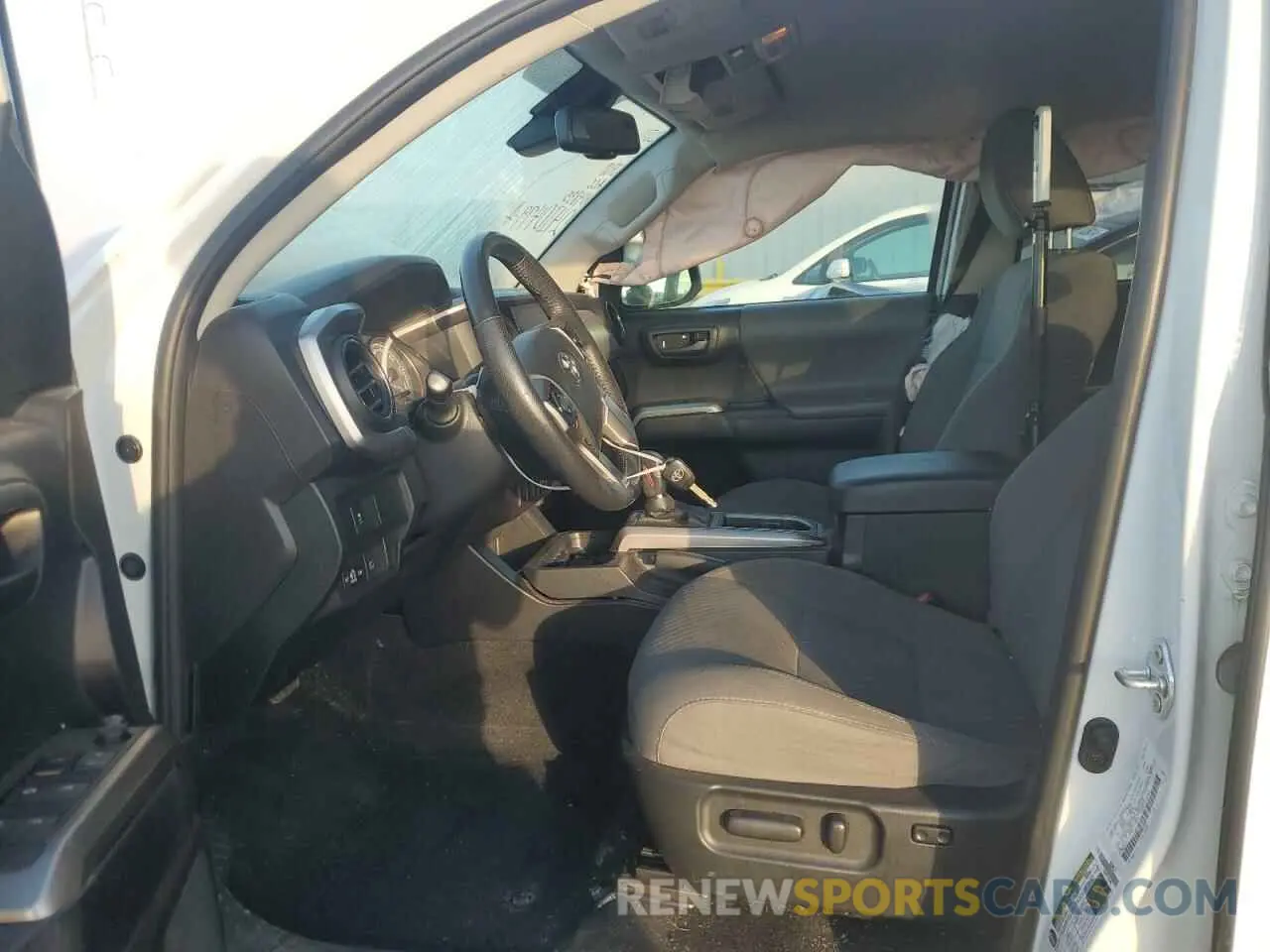 7 Photograph of a damaged car 5TFAZ5CN5MX104835 TOYOTA TACOMA 2021