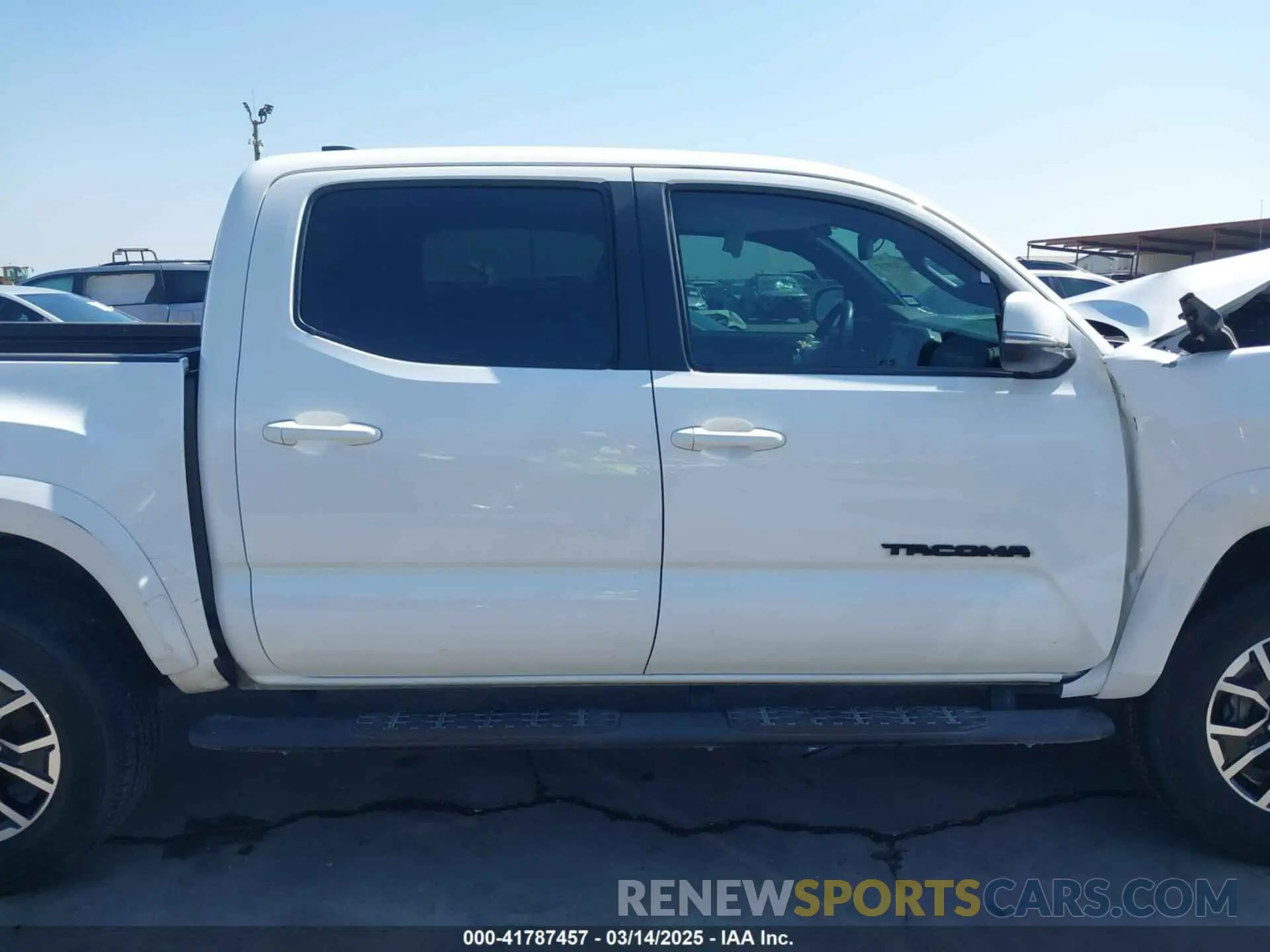 14 Photograph of a damaged car 5TFAZ5CN5MX107346 TOYOTA TACOMA 2021