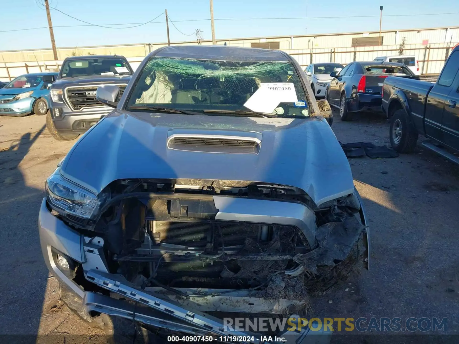 11 Photograph of a damaged car 5TFAZ5CN5MX117195 TOYOTA TACOMA 2021