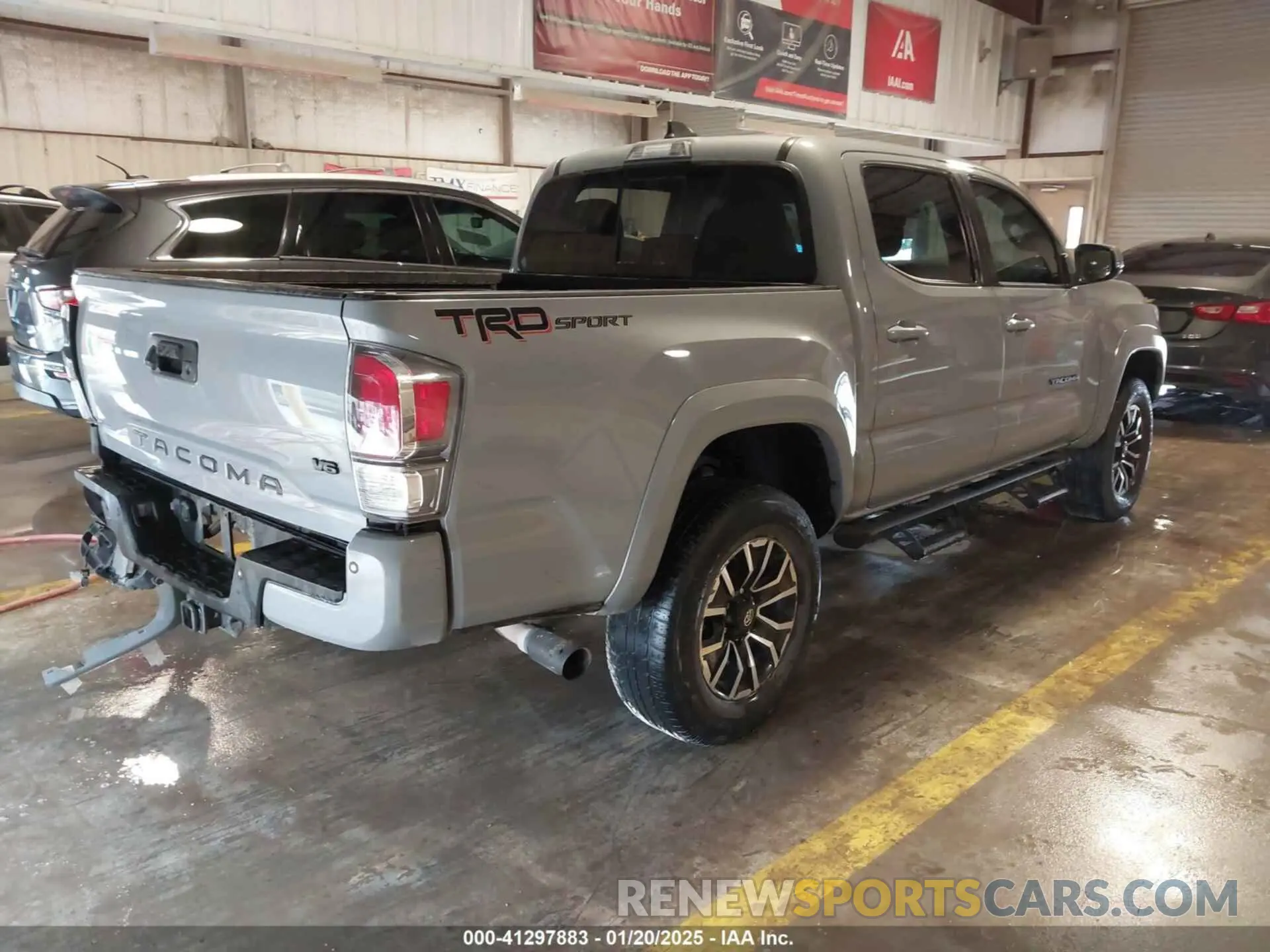 4 Photograph of a damaged car 5TFAZ5CN6MX106819 TOYOTA TACOMA 2021