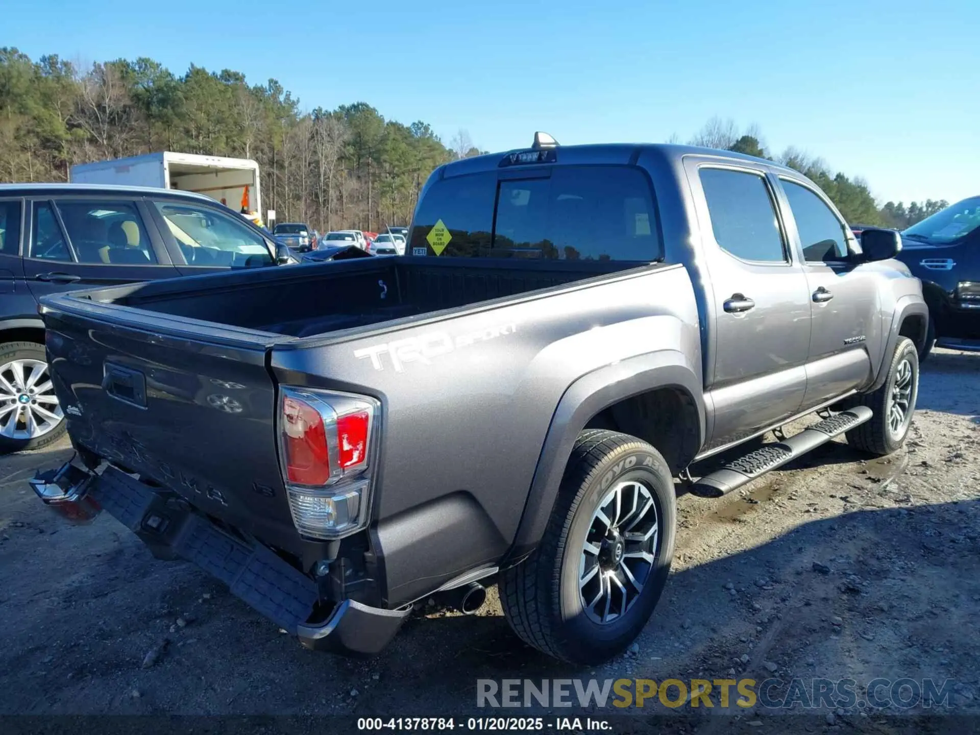 4 Photograph of a damaged car 5TFAZ5CN6MX112104 TOYOTA TACOMA 2021