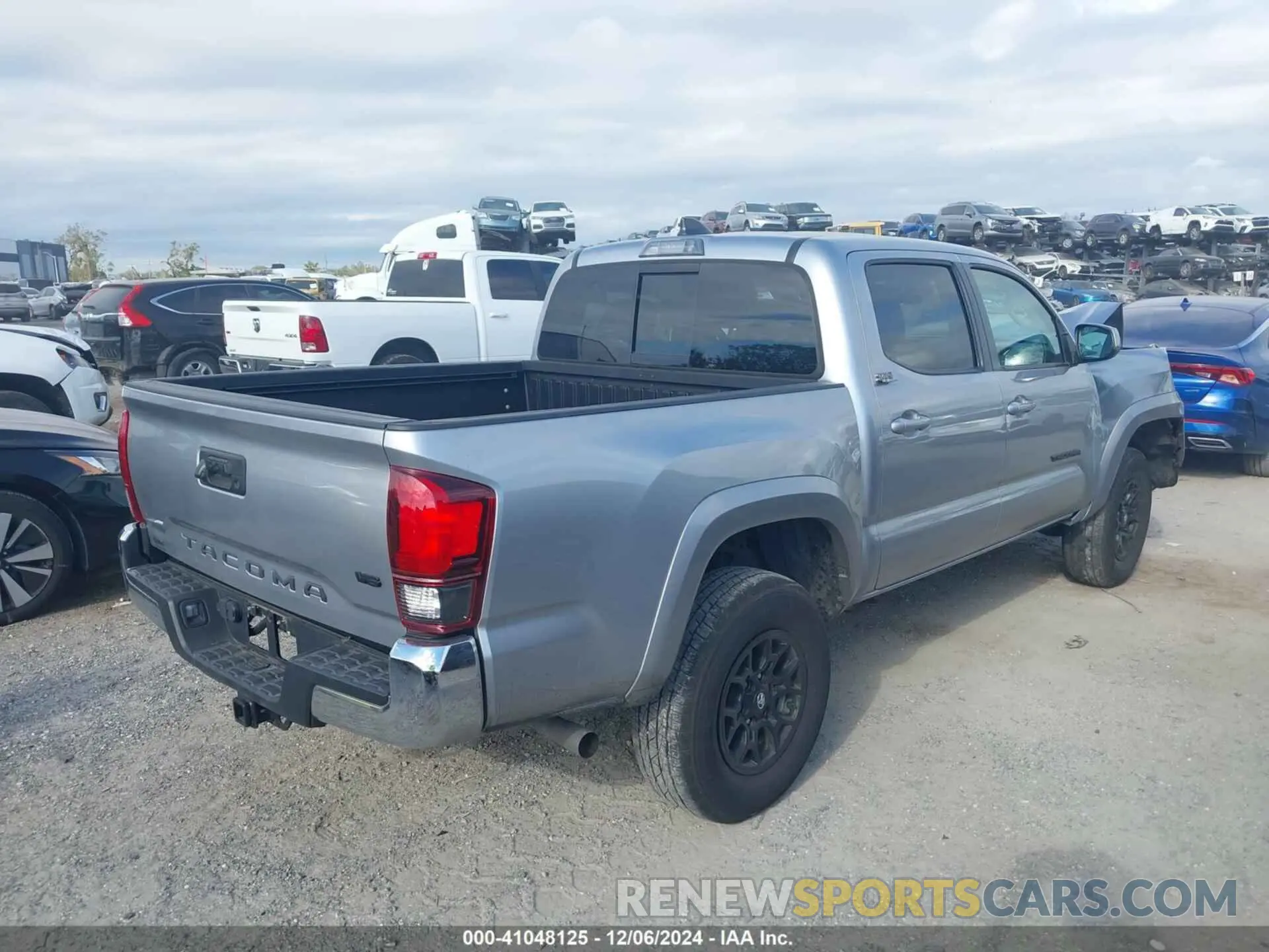 4 Фотография поврежденного автомобиля 5TFAZ5CN6MX115861 TOYOTA TACOMA 2021