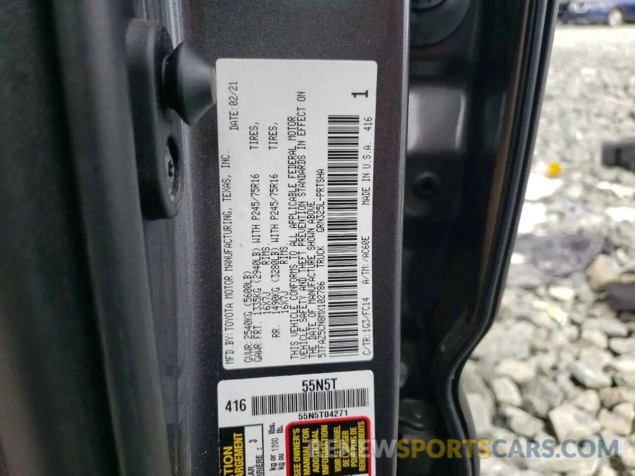 12 Photograph of a damaged car 5TFAZ5CN8MX102786 TOYOTA TACOMA 2021