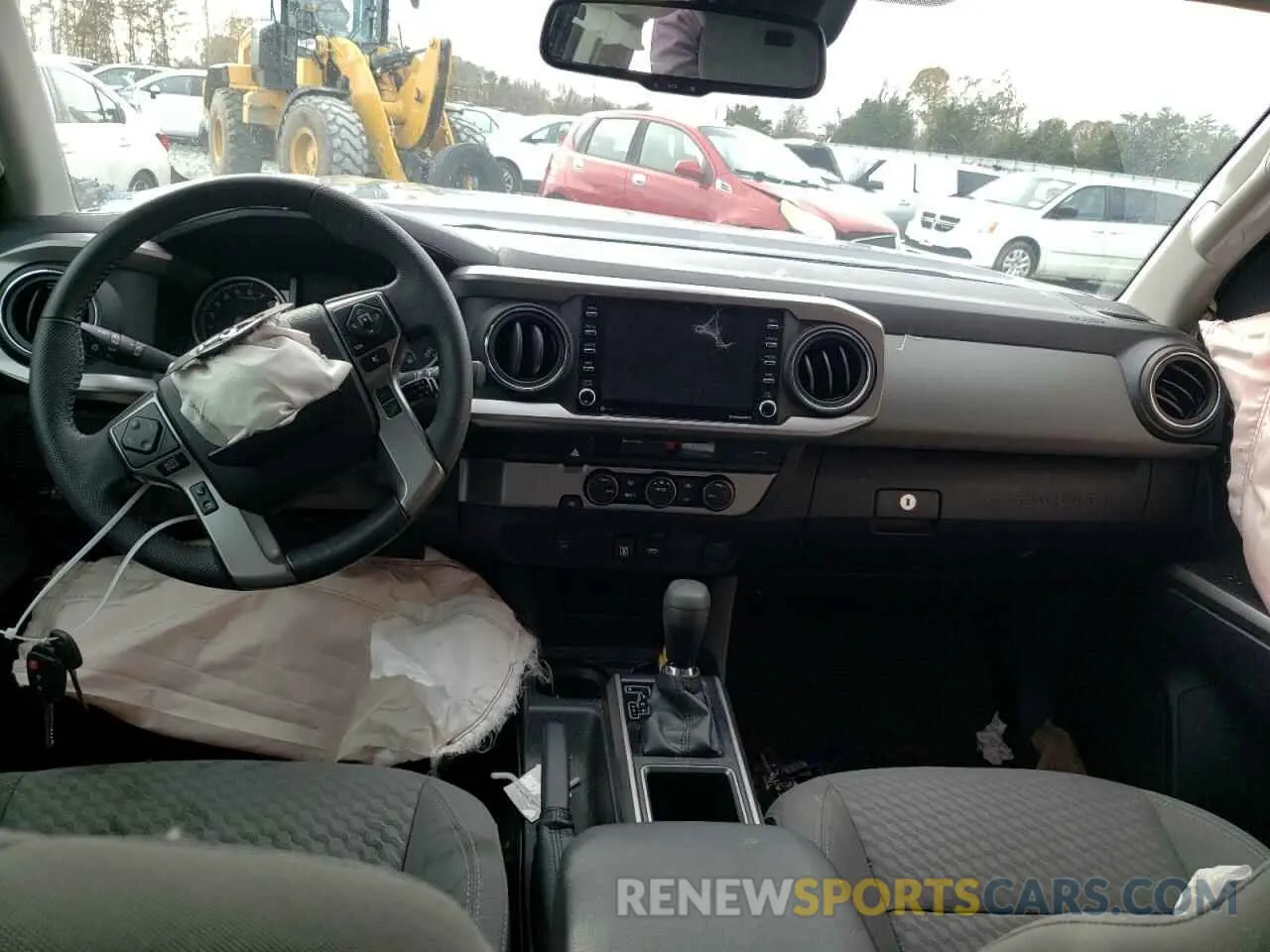 8 Photograph of a damaged car 5TFAZ5CN8MX102786 TOYOTA TACOMA 2021