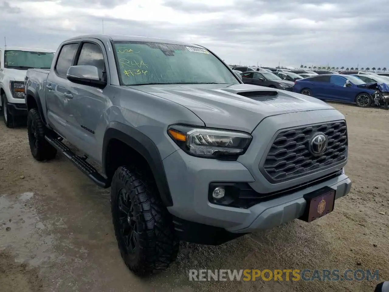 4 Photograph of a damaged car 5TFAZ5CNXMX108492 TOYOTA TACOMA 2021