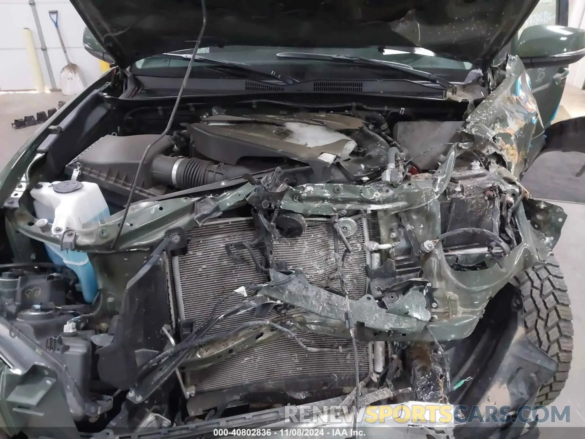 10 Photograph of a damaged car 5TFCZ5AN0MX263497 TOYOTA TACOMA 2021