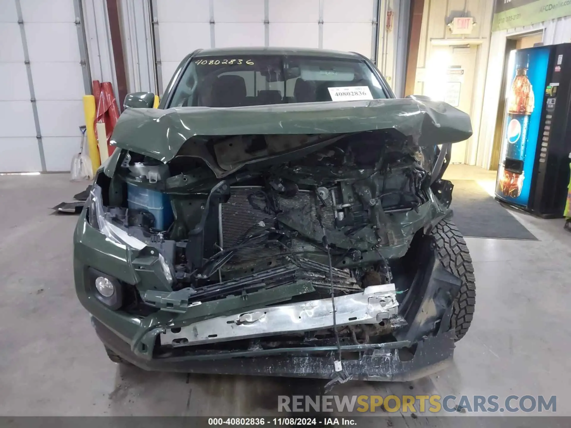13 Photograph of a damaged car 5TFCZ5AN0MX263497 TOYOTA TACOMA 2021