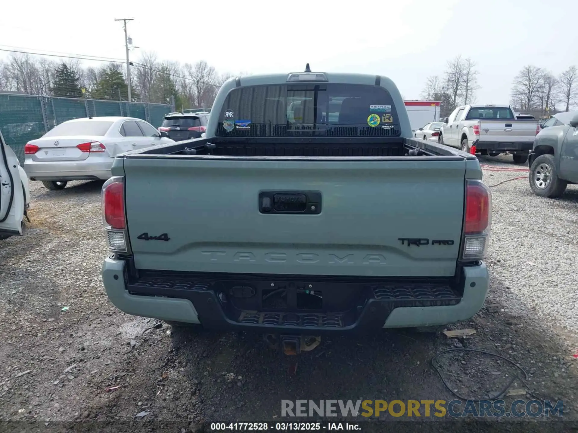 16 Photograph of a damaged car 5TFCZ5AN1MX248460 TOYOTA TACOMA 2021