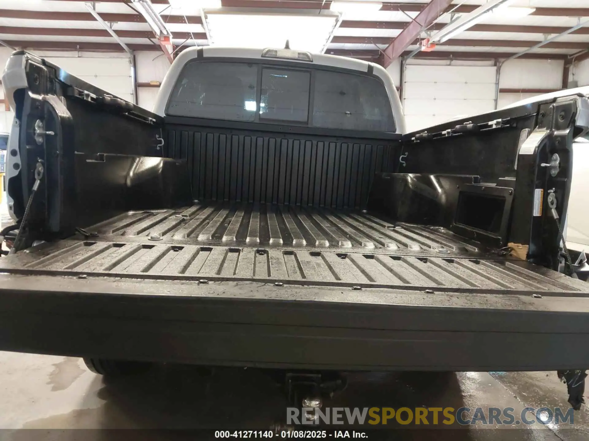 15 Photograph of a damaged car 5TFCZ5AN1MX280843 TOYOTA TACOMA 2021