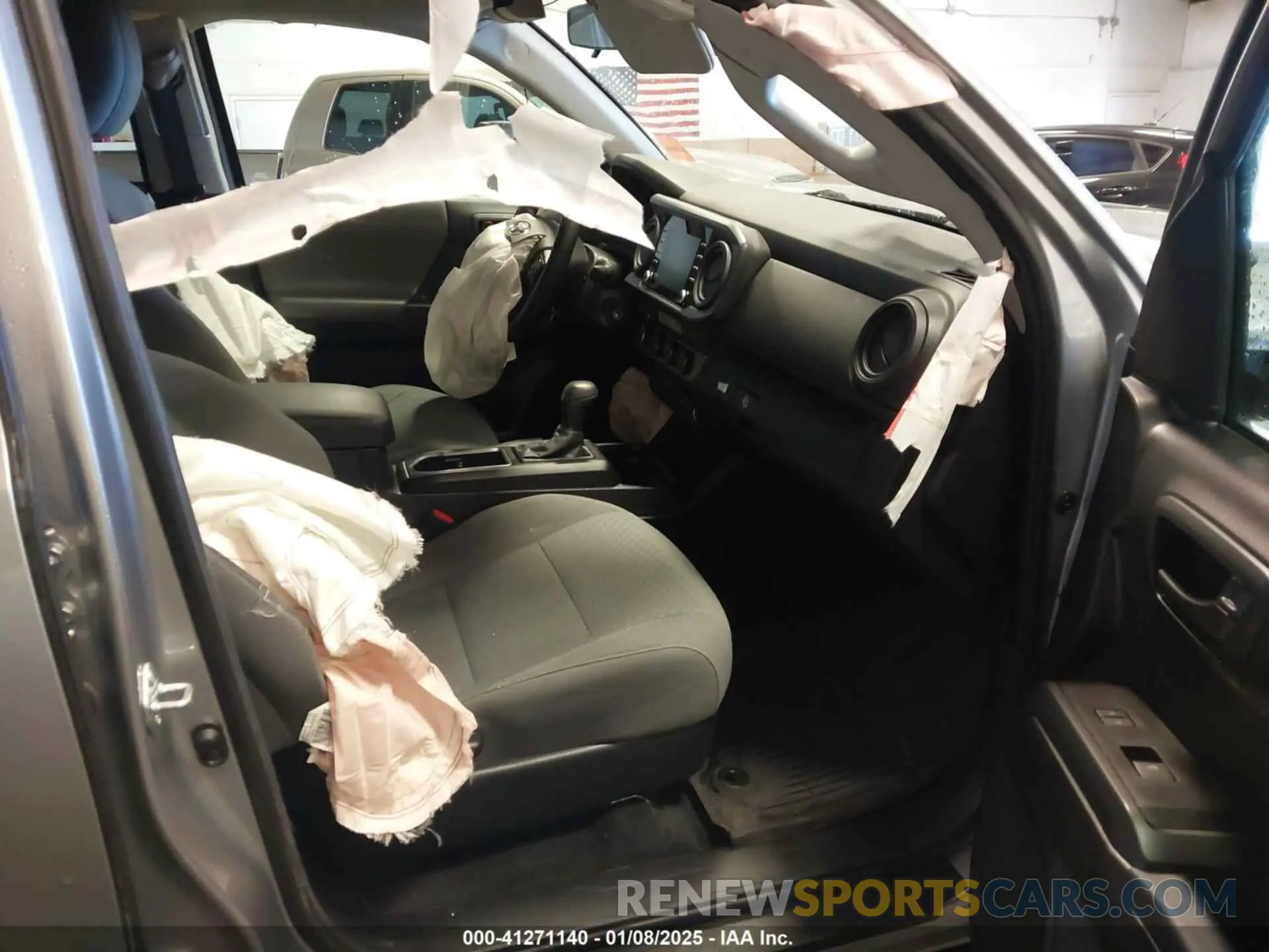 5 Photograph of a damaged car 5TFCZ5AN1MX280843 TOYOTA TACOMA 2021