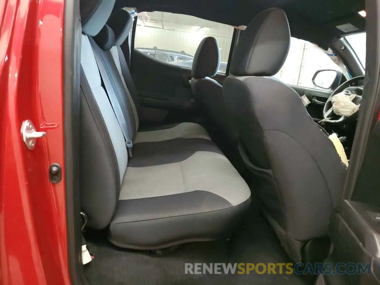 10 Фотография поврежденного автомобиля 5TFCZ5AN2MX264148 TOYOTA TACOMA 2021