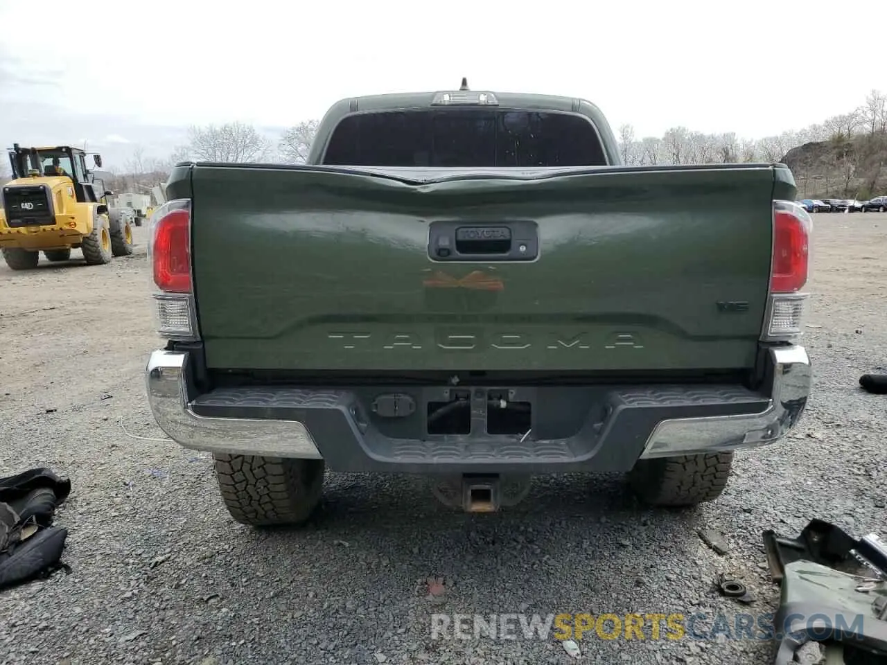6 Photograph of a damaged car 5TFCZ5AN3MX260707 TOYOTA TACOMA 2021