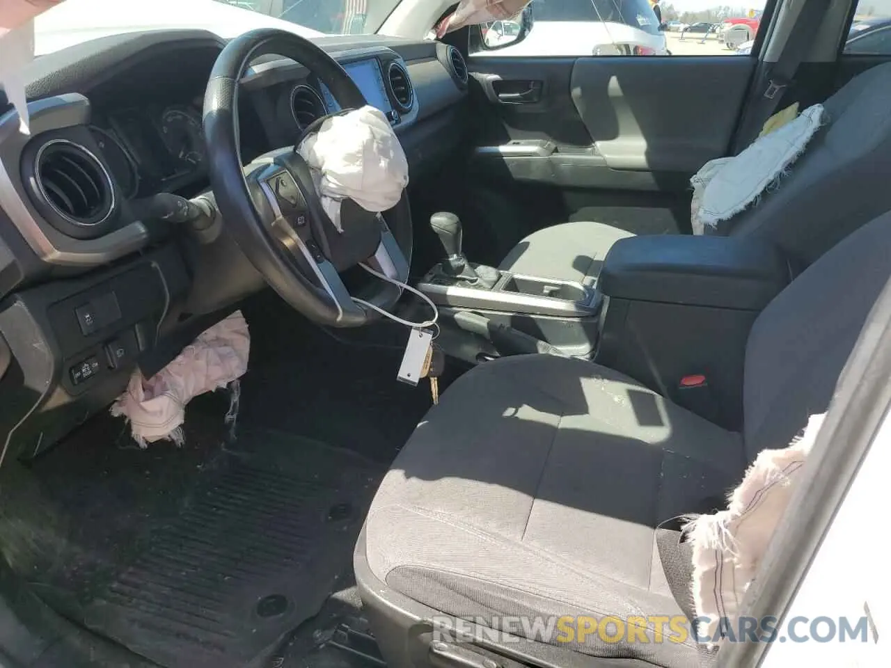7 Photograph of a damaged car 5TFCZ5AN3MX270735 TOYOTA TACOMA 2021