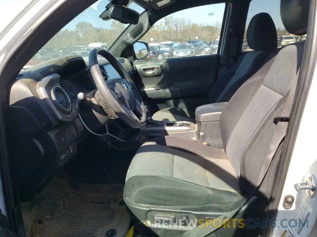 7 Photograph of a damaged car 5TFCZ5AN4MX256004 TOYOTA TACOMA 2021