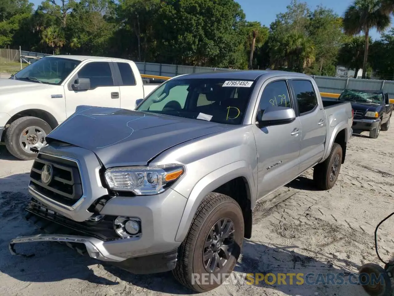 2 Фотография поврежденного автомобиля 5TFCZ5AN4MX259971 TOYOTA TACOMA 2021