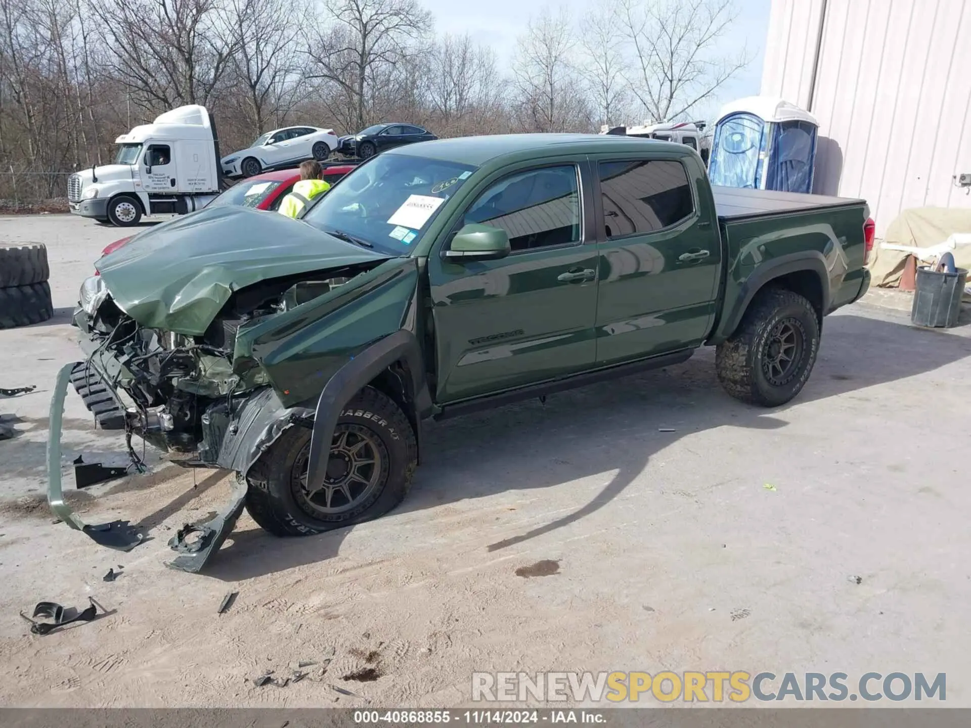 2 Фотография поврежденного автомобиля 5TFCZ5AN4MX266001 TOYOTA TACOMA 2021