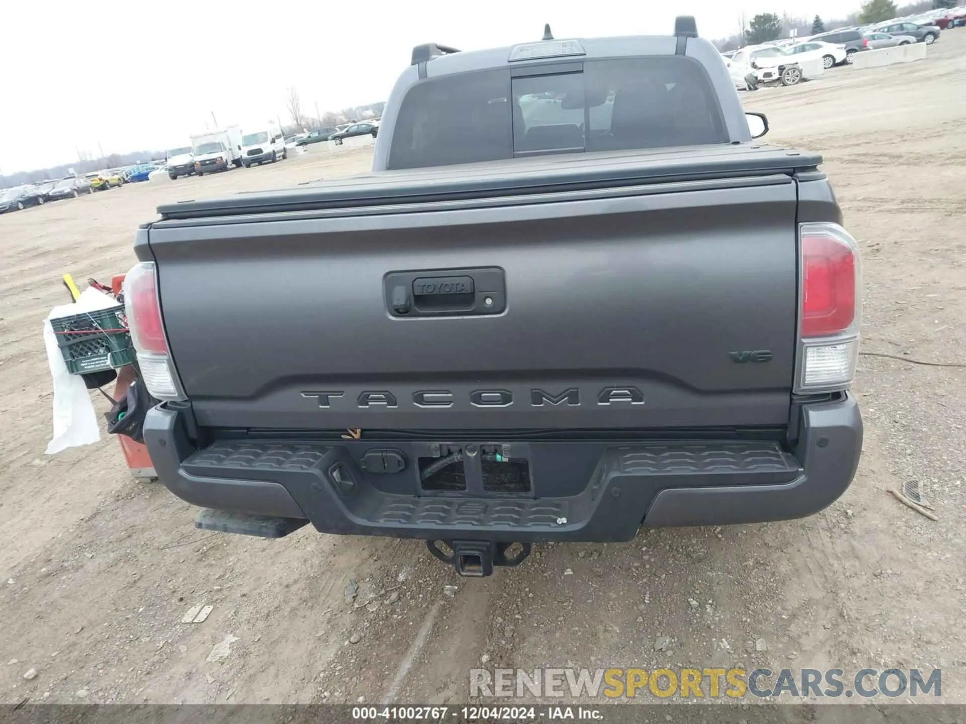16 Photograph of a damaged car 5TFCZ5AN6MX264878 TOYOTA TACOMA 2021