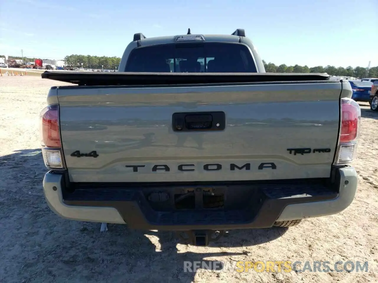 6 Photograph of a damaged car 5TFCZ5AN6MX266064 TOYOTA TACOMA 2021