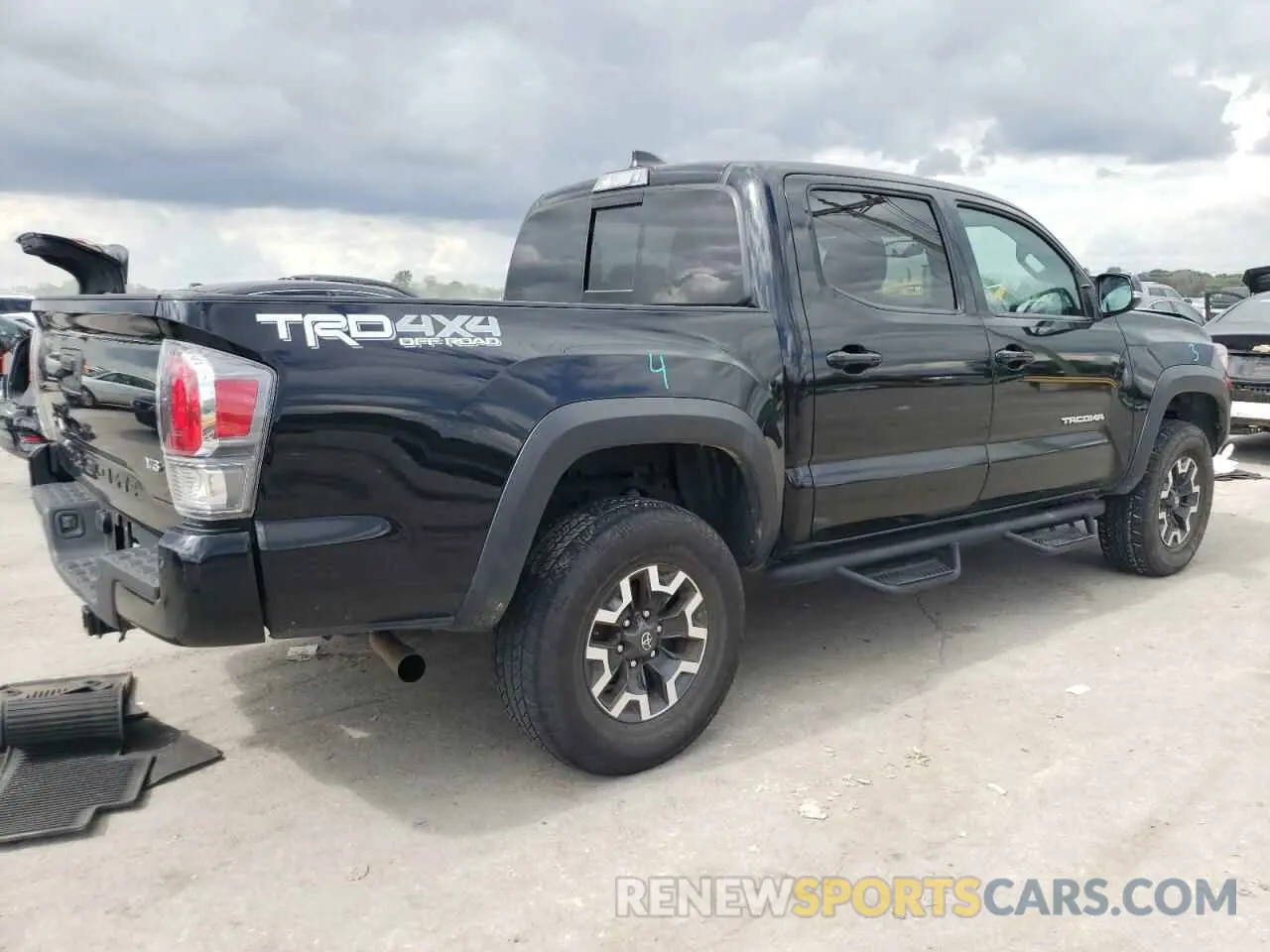 3 Photograph of a damaged car 5TFCZ5AN7MX263920 TOYOTA TACOMA 2021