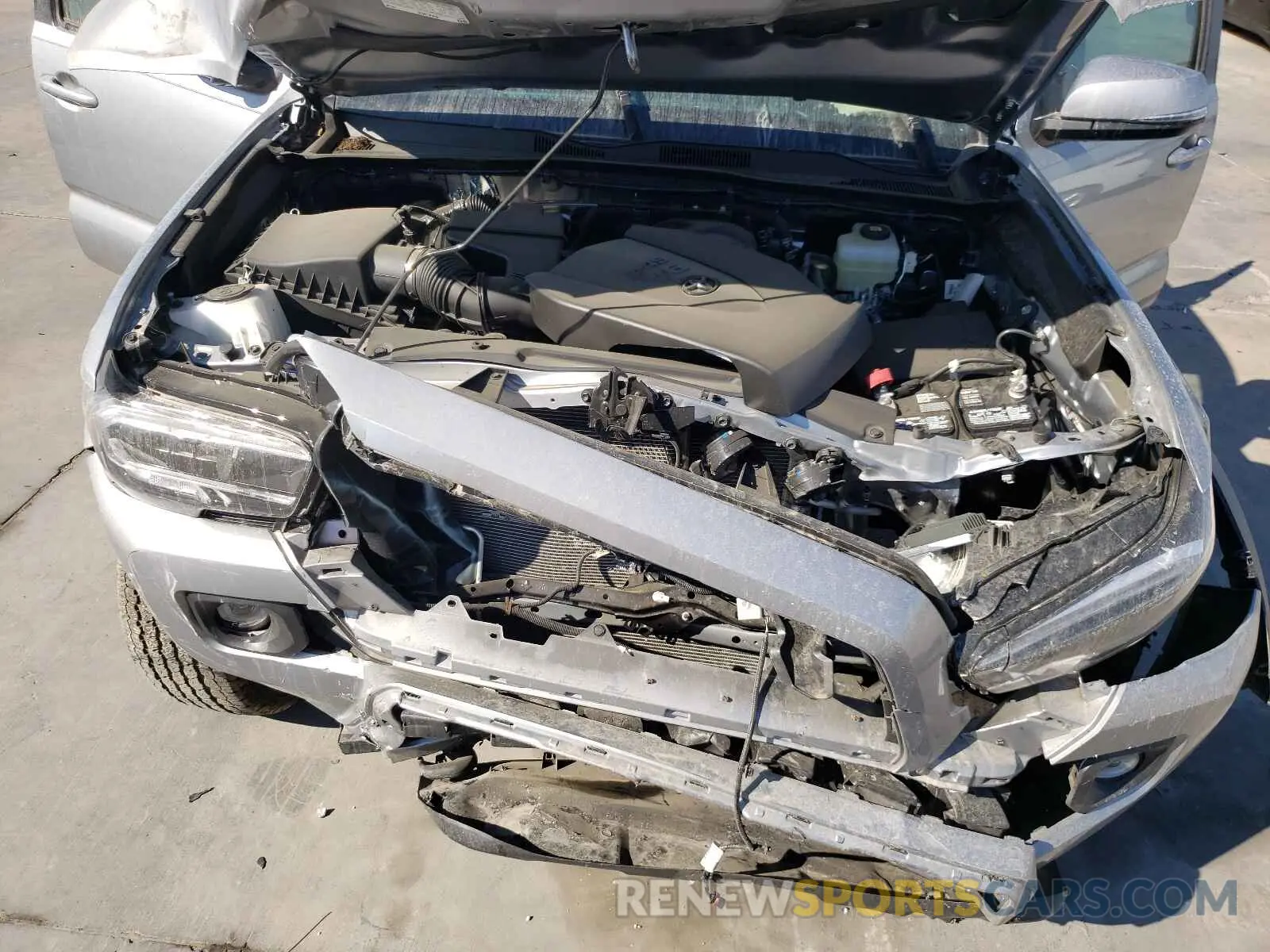 7 Photograph of a damaged car 5TFCZ5AN7MX265425 TOYOTA TACOMA 2021