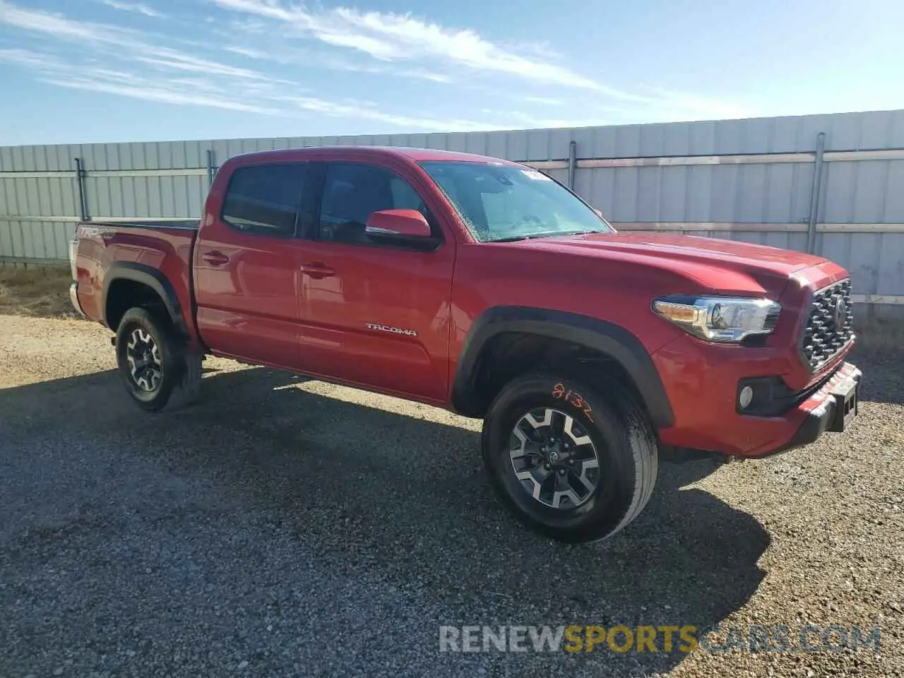 4 Photograph of a damaged car 5TFCZ5AN7MX269040 TOYOTA TACOMA 2021