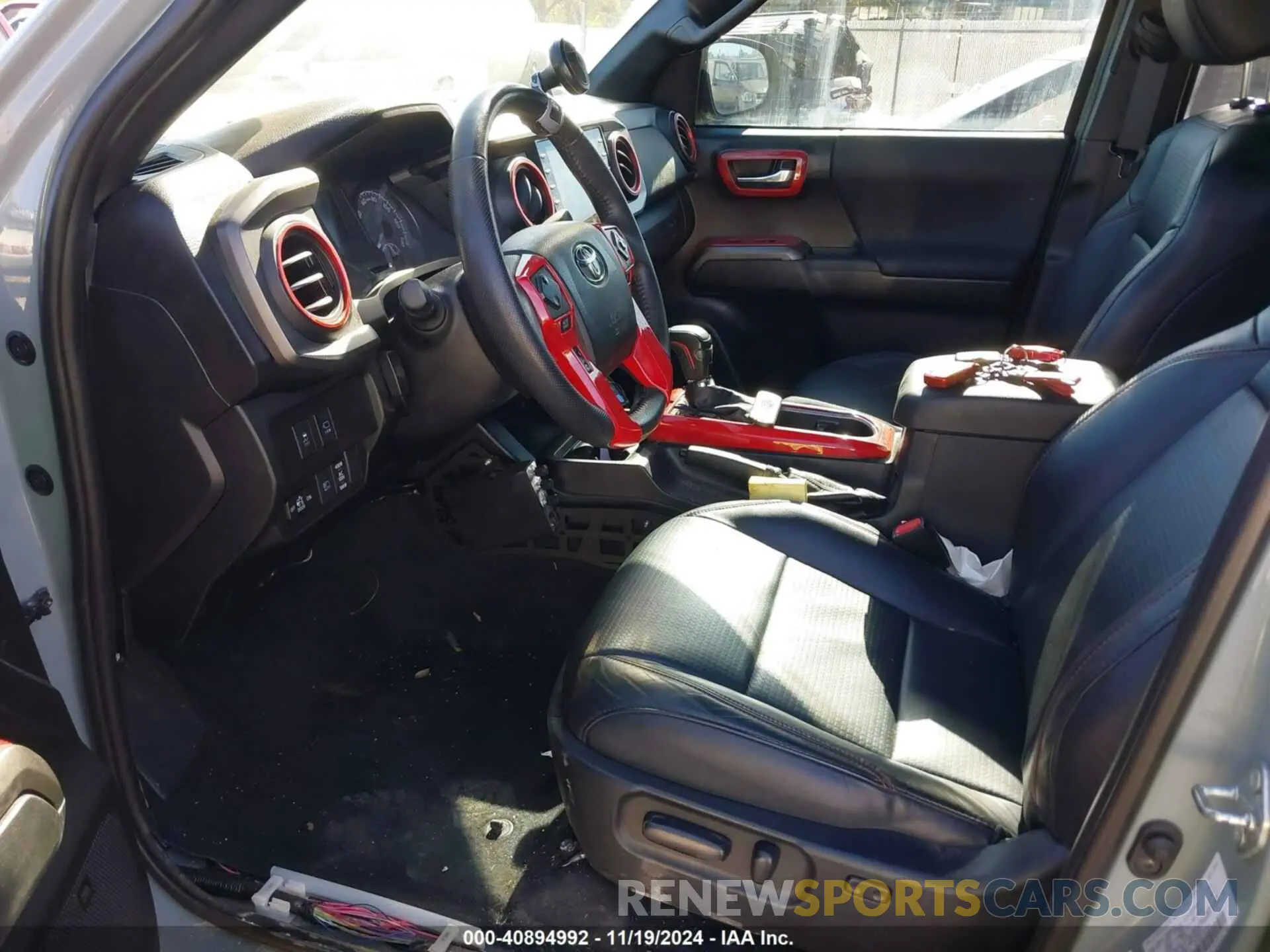 5 Photograph of a damaged car 5TFCZ5AN8MX248875 TOYOTA TACOMA 2021
