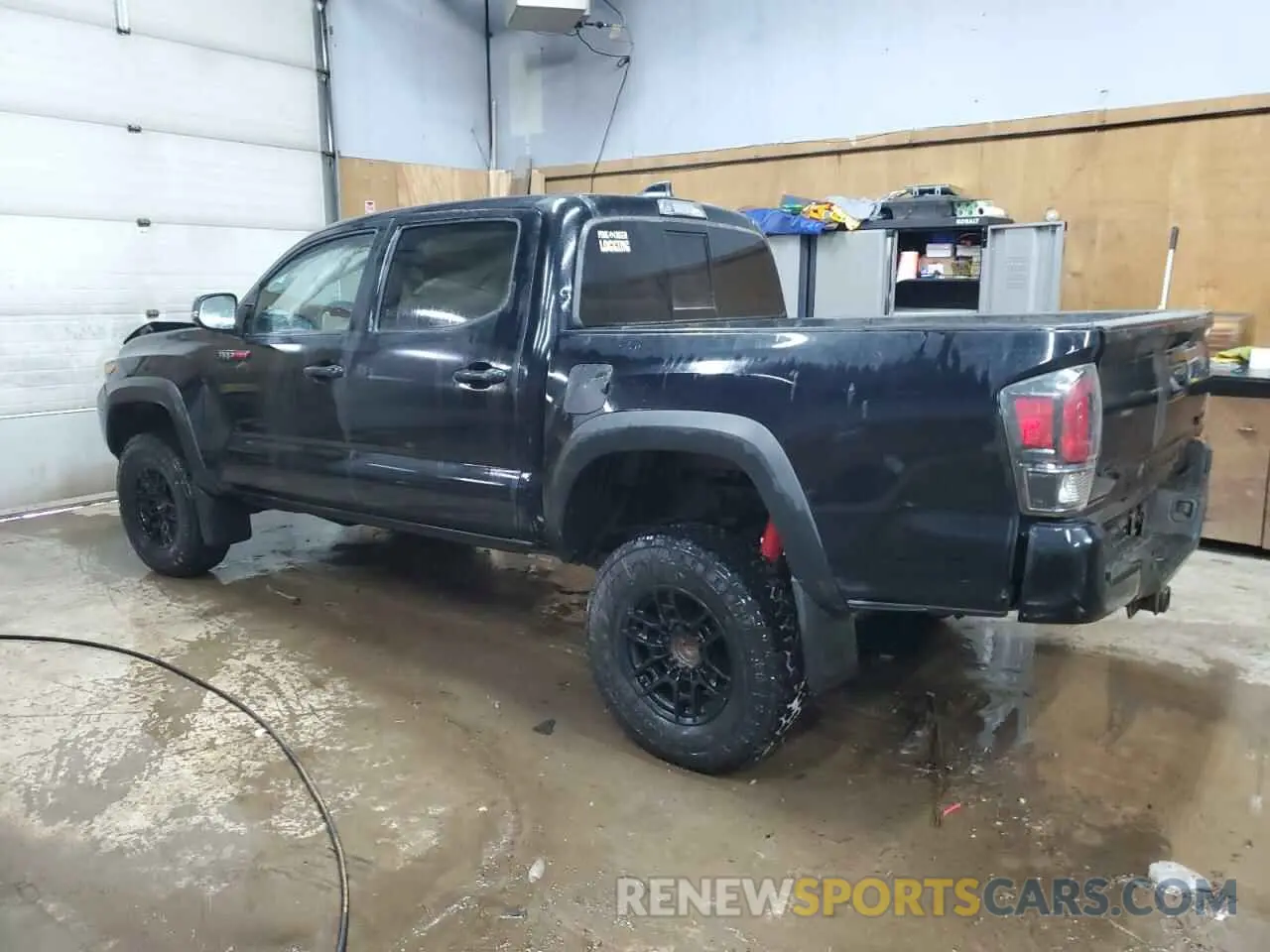 2 Photograph of a damaged car 5TFCZ5AN8MX261335 TOYOTA TACOMA 2021