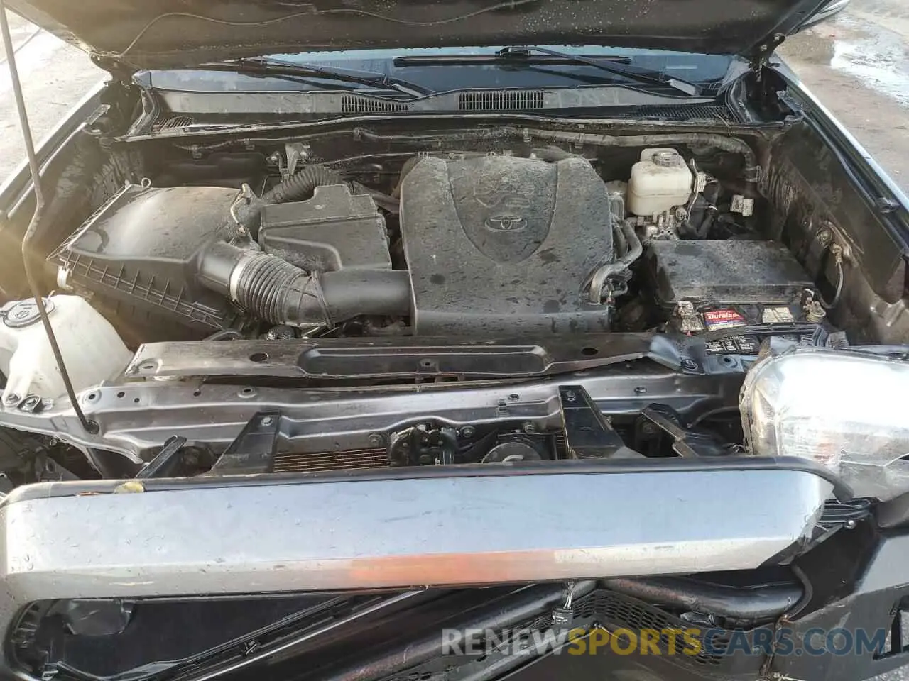 7 Photograph of a damaged car 5TFCZ5AN8MX276322 TOYOTA TACOMA 2021